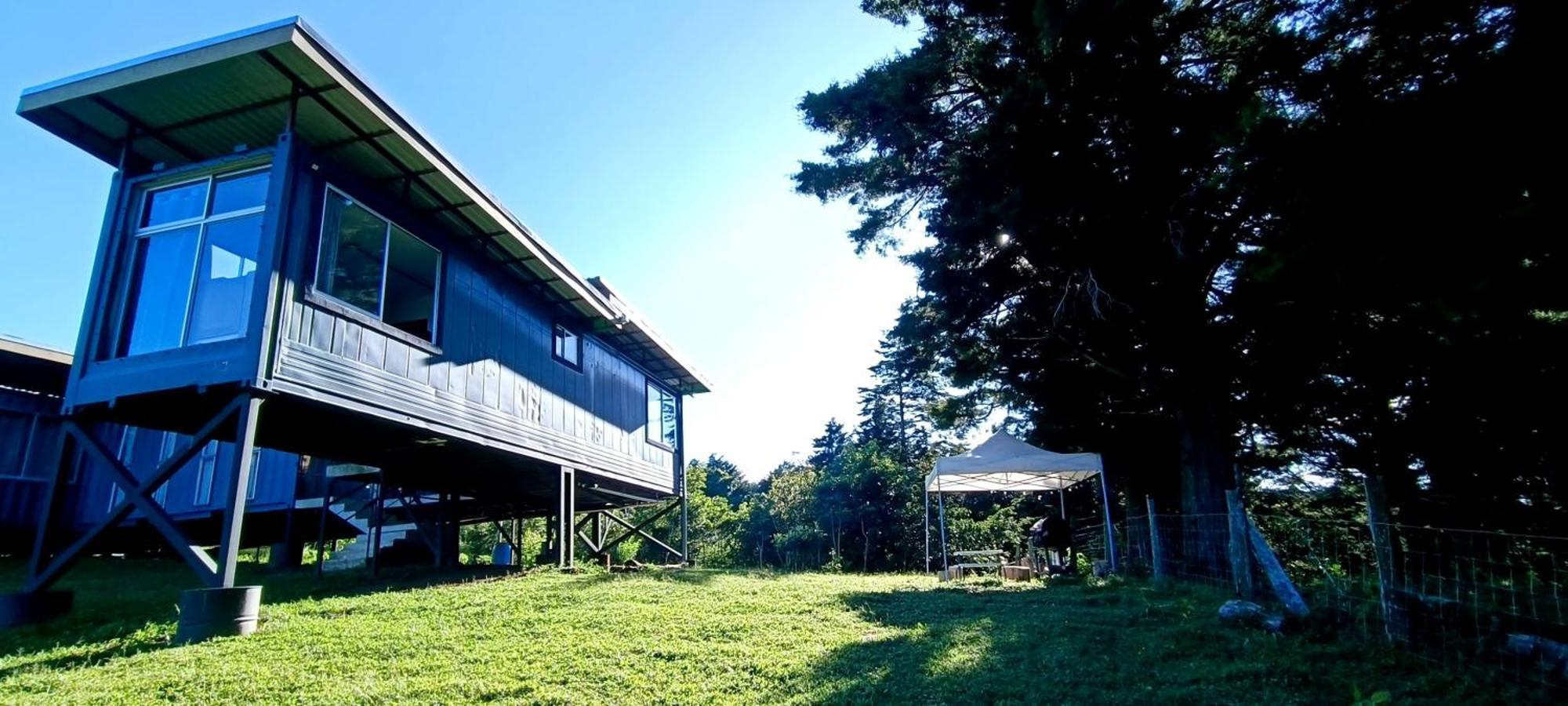 Epimoni Apartment Poas Bagian luar foto