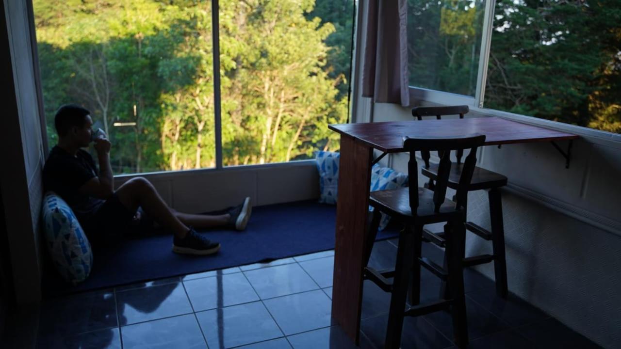 Epimoni Apartment Poas Bagian luar foto