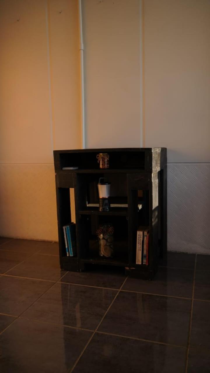 Epimoni Apartment Poas Bagian luar foto